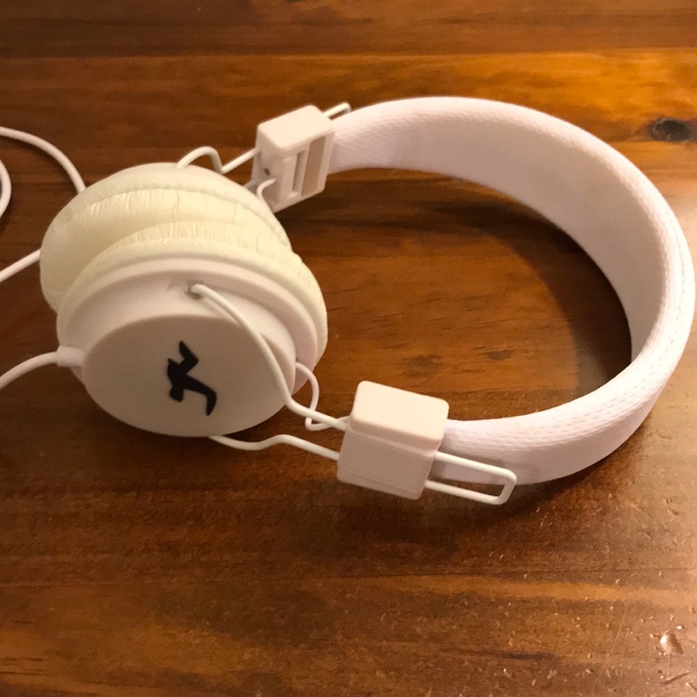 AEO Headphones